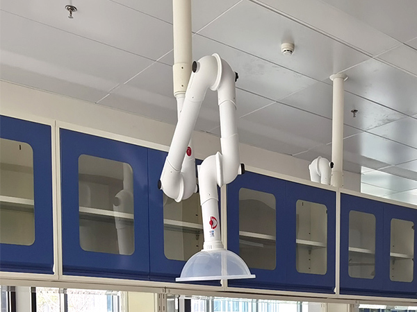 實驗室萬向排氣罩PP三節(jié)可調(diào)化驗室 實驗室抽氣罩